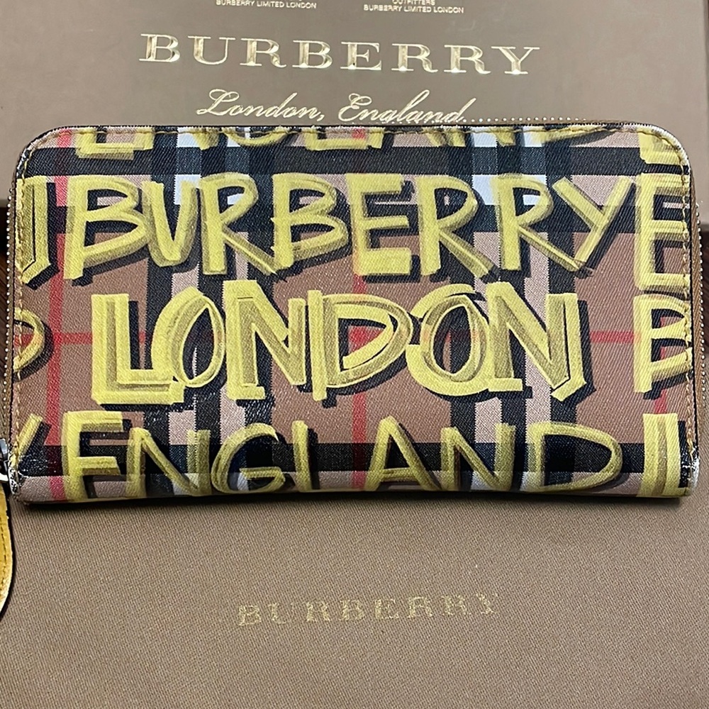 Burberry Zip Wallet